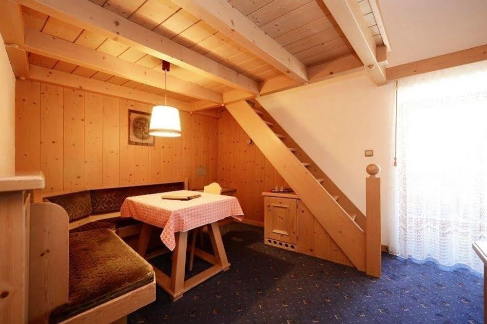 Post Hotel モエナ エクステリア 写真